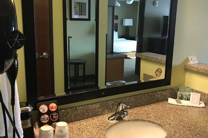 Room amenity